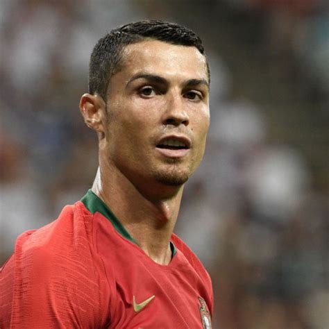 Ronaldos geste findet erste nachahmer aber egal, ob in vollem bewusstsein oder per zufall: Cristiano Ronaldo: Das sind seine Lieblings-Autos | Auto ...