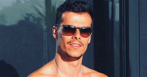 Pedro alves on wn network delivers the latest videos and editable pages for news & events, including entertainment, music, sports, science and more, sign up and share your playlists. BB2020: Pedro Alves fica a chorar após gritarem para a ...