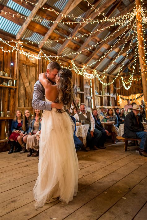 Rustic Wedding At A Repurposed Barn - Love Maggie : Love Maggie
