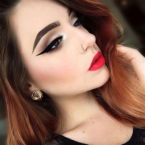 21 Looks Eye Makeup For Red Lips Eye Makeup Red Lipstick Makeup Winged Liner