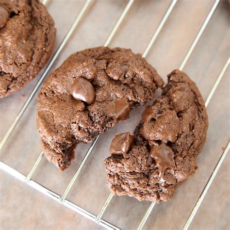 Quick And Easy Double Chocolate Chip Cookies From A Cake Mix Its