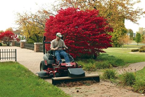 Turfex Releases New Multifunctional Zero Turn Mower Attachment Story