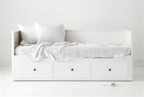 Copri testiera letto antiscivolo copri letto elasticizzato in morbido. Il letto a scomparsa Ikea: colori, modelli e prezzi - Pinkblog