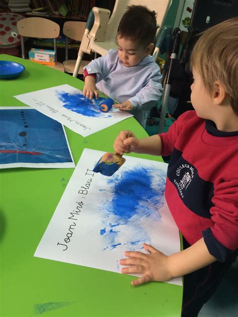 The hotel joan miró museum's restaurant serves a buffet breakfast and mediterranean cuisine for dinner. Llar d'Infants Joan Roig de Tarragona: Blau II (Joan Miró)