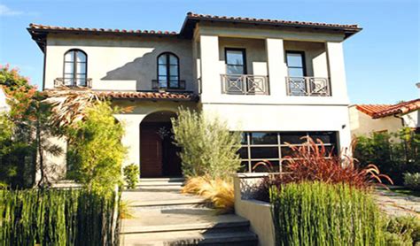 Seems manny pacquiao may have a plan on how to spend that $100 mil paycheck after all. Manny Pacquiao's Many Homes | ZipMatch