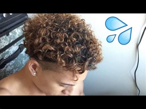 Men who have curly hair usually opt for cutting it really short in order not to deal with messy strands and knots. MY CURLY HAIR TUTORIAL - YouTube