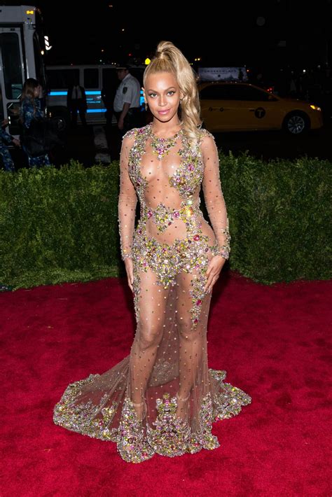 Photo Beyoncé Knowles Soirée Costume Institute Gala Met Ball au Metropolitan Museum