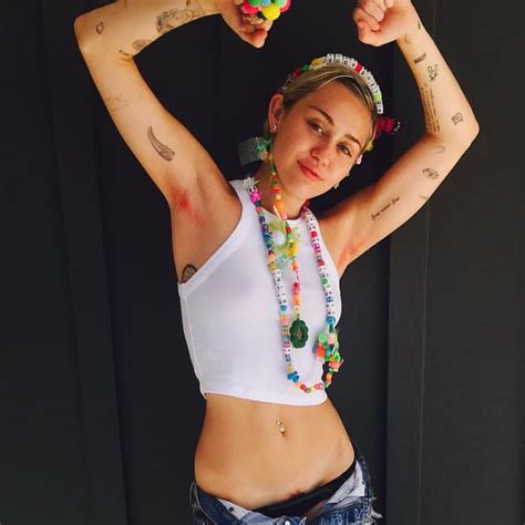 Miley Cyrus Shows Off Long Armpit Hair Again In Bikini Selfie