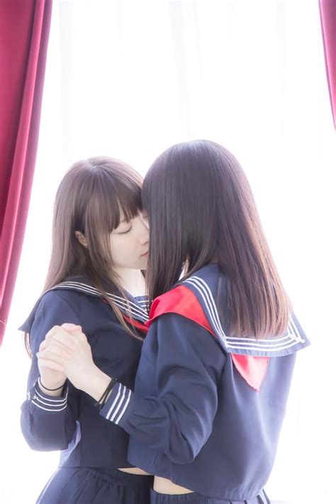 Japanese Girls Kissing Telegraph