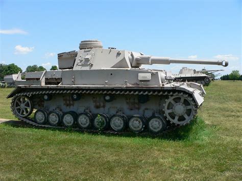 Perbedaan Antara Panzer Iii Dan Panzer Iv Tank Jerman Pd 2