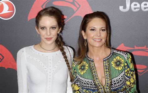 Whoa Diane Lane And Her Daughter Eleanor Lambert Are Basically Twins Glamour