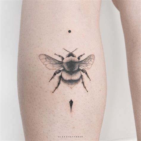 29 Precious Bee Tattoo Ideas To Inspire You