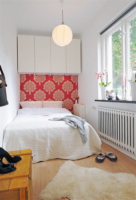 How do i design my small bedroom?