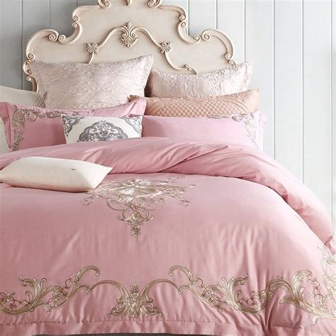 Luxury Glam Pale Pink And Gold Victorian Pattern Full Queen Size