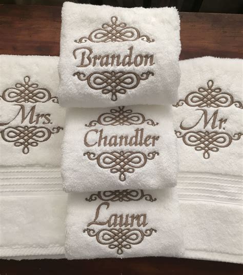Set Of Mr And Mrs Monogrammed Towels Towel Embroidery Designs Machine Embroidery Designs