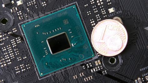 300 Series Chipsets Intel Stellt Z390 Z370 H370 Und Fünf Weitere