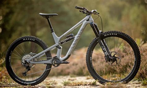 2022 Canyon Spectral Goes Big In Alloy Cfr Mullet And More Swiss Cycles