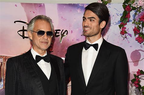 „ich bedaure es nicht, blind zu sein. Andrea Bocelli net worth - How many millions is the ...