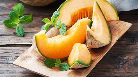 Whats The Difference Between Honeydew And Cantaloupe Recipe Included