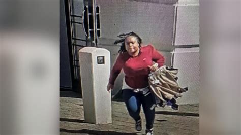 Woman Shoplifts Clothes From Macys Flees The Scene Police Say