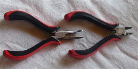 Shortening a necklace is easier than you think! How to Make a Monofilament Floating Necklace without ...