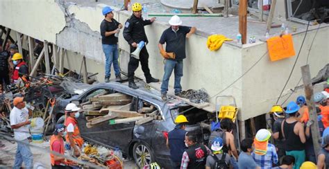 An earthquake (also known as a quake, tremor or temblor) is the shaking of the surface of the earth resulting from a sudden release of energy in the earth's lithosphere that creates seismic waves. Expertos identifican relación entre terremotos de 2017 y ...