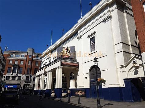 The Theatre Royal Drury Lane Main Entrance Situated On Catherine
