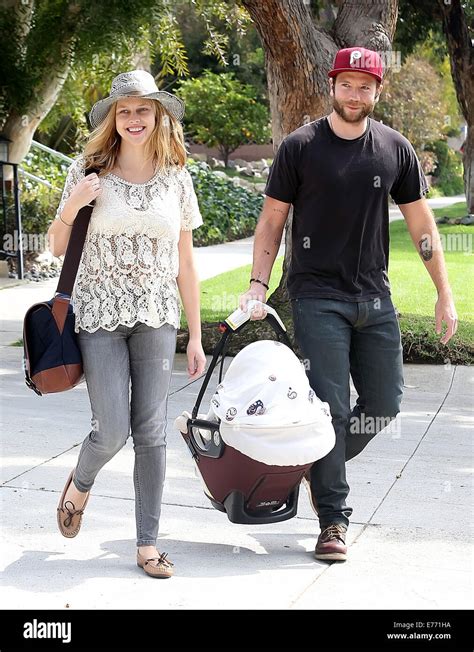 Teresa Palmer And Husband Mark Webber Take Newborn Son Bodhi To A Doctor S Appointment Featuring