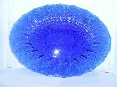 Cobalt Blue Leaf Leaves Pressed Glass Oval Serving Platter Plate 13 1 2 X 10