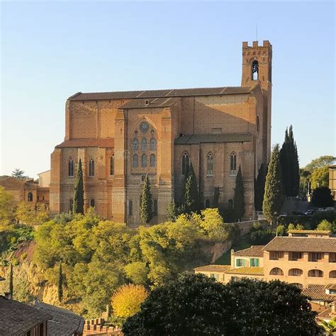 Der gebäudekomplex diente von 1833 bis 1922 als gefängnis. Basilica Cateriniana San Domenico, Siena, Italy. | Siena ...
