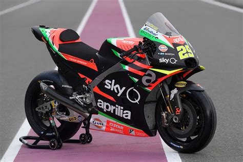 Gp products are part of your everyday life. MotoGP: Aprilia debut 2019 RS-GP | MCN