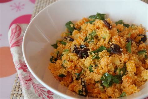 Receta de cuscús con pasas - Unareceta.com