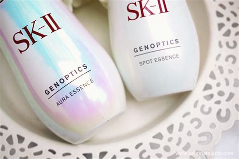 I have tried both the famous sk ii japan recently and compare with dupe of sk ii, secret key essence korea. SK-II GenOptics Spot Essence & Aura Essence Review ...