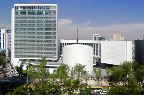 Dentro de la reforma política aprobada en el primer debate de la cámara de representantes se propone aumentar en 12 el número de curules en el senado de la república. SIN DAÑOS EDIFICIO DEL SENADO TRAS SISMO - Voces del ...