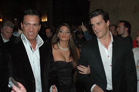 Madelyn Marie And Her Two Dates At The 2009 Avn Awards Show A Photo