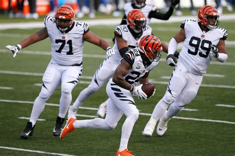 Cincinnati Bengals Bengals Defense Holds Their Own Against Giants