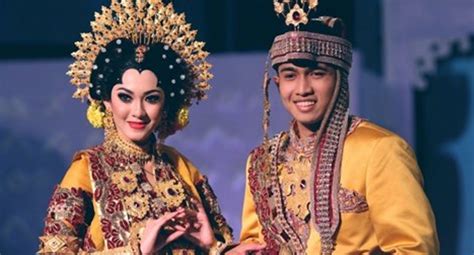 Adat Pernikahan Suku Bugis Makassar