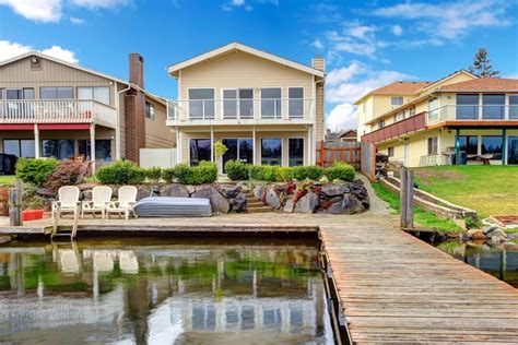 14 Different Types Of Docks For Waterfront Homes Waterfront Homes