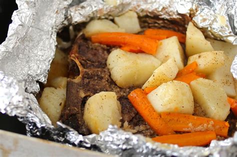 Celery, butter, medium potatoes, salt, onion soup mix, carrots and 2 more. Baked Chuck Steak and Potatoes in Foil in 2020 | Slow ...