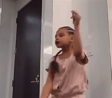 Blue Ivy Captured Dancing To Her Mother Beyoncés Music Video Watsuptv