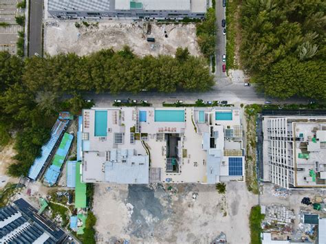 Oceanfront Residence - Rainland