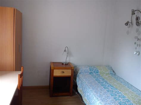 9 Square Meters Room For Rent In A 75 Square Meters Flat Lift