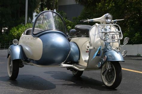 Scooter With Sidecar Sidecar Vespa Scooters Motorcycle Sidecar