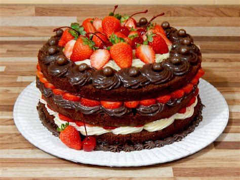 Bolo Naked Cake De Chocolate Morango Pesquisa Google Chocolate Bolos Naked Cake Desserts