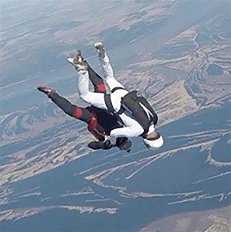 Two Skydivers Killed In Horrific Mid Air Collision After Free Falling 5