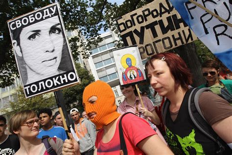 Pussy Riot Member Tolokonnikova Dissappears Prison Service Says She S