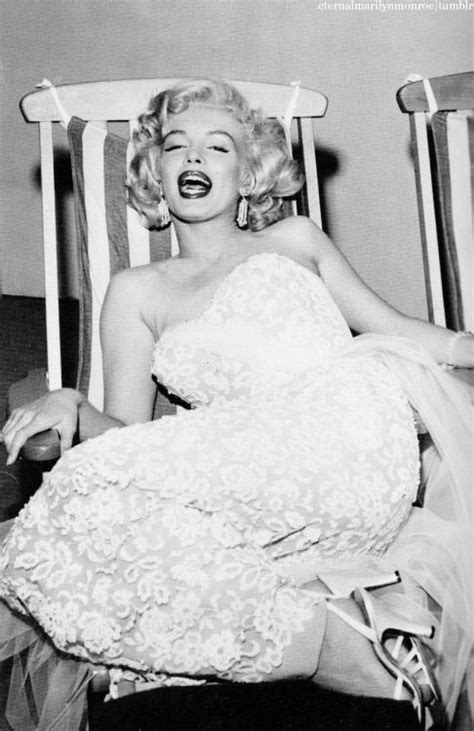 Pin By Claire M On Mm New Marilyn Monroe Photos Marilyn Marylyn Monroe