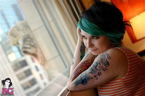 wallpaper model glasses photography tattoo suicide girls skin clothing quinne suicide