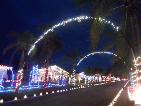 Finding Christmas Spirit in Melbourne Beach  Melbourne beach