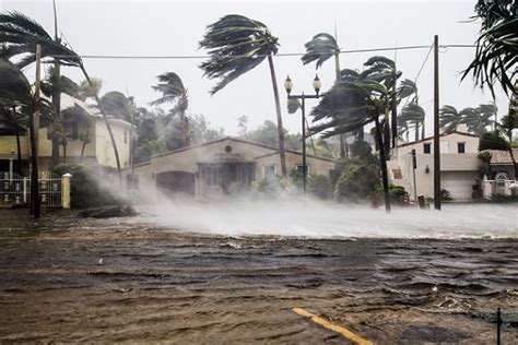 huracanes ¿cuáles son sus causas y consecuencias